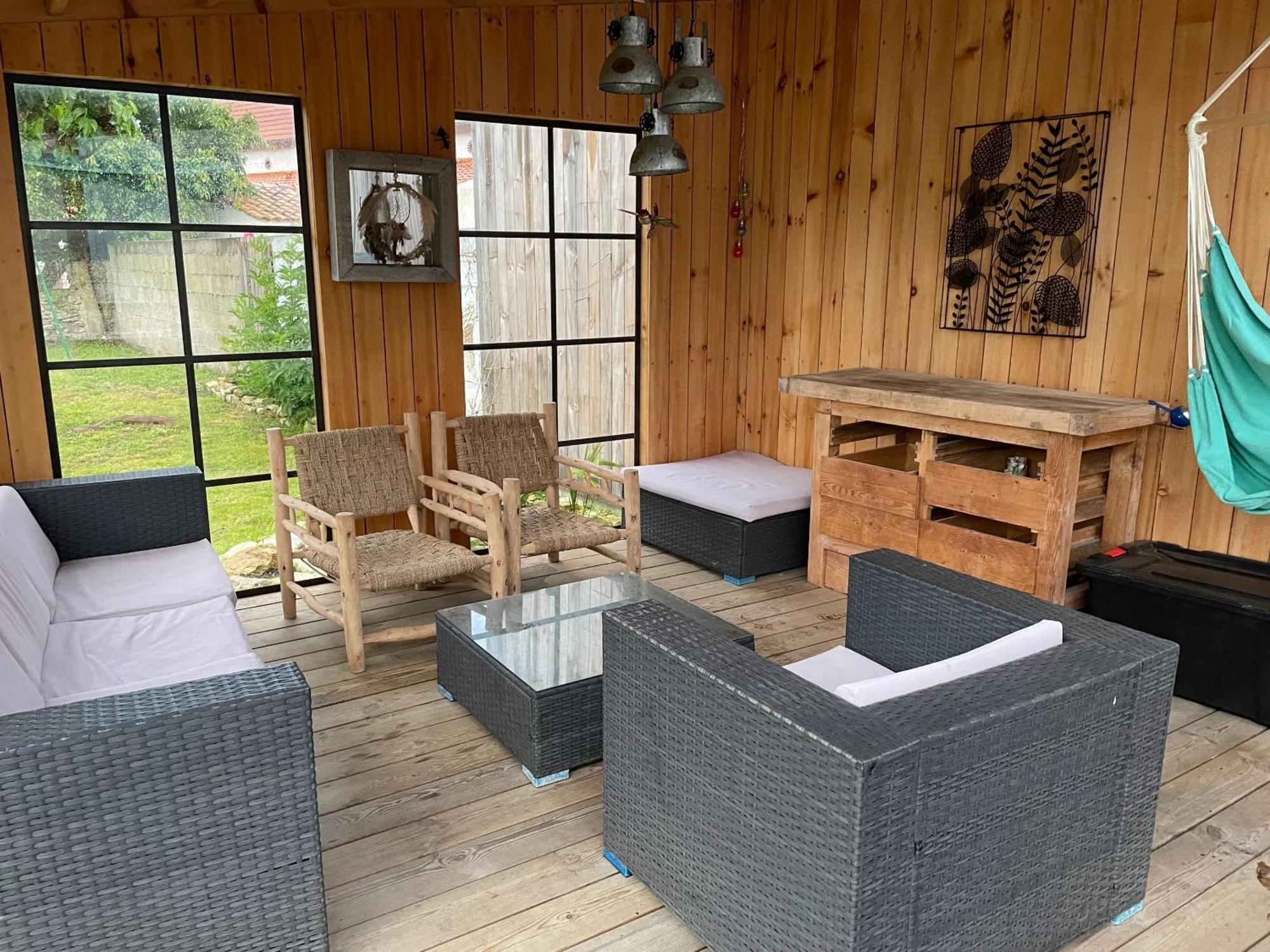 Maison Confortable A Jard-Sur-Mer Avec Grand Jardin Cloture Exterior foto